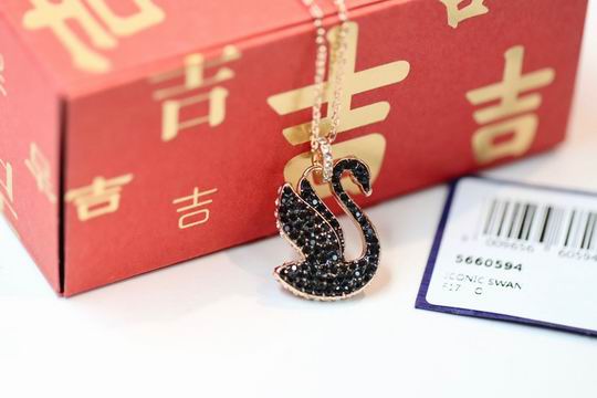 Swarovski Necklace 01lyh55